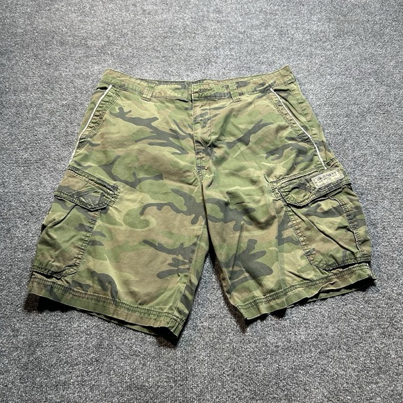 UNIONBAY Other - Unionbay Mens Camo Cargo Shorts Green Brown Size 36 Utility Military Skater